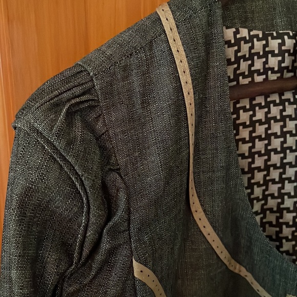 Italian cotton Denim-like blazer 7808 size 42 EU (medium in Canada) - Picture 4 of 8